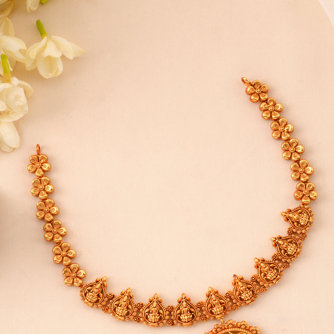 Royal Lakshmi Pendant Nagas Necklace