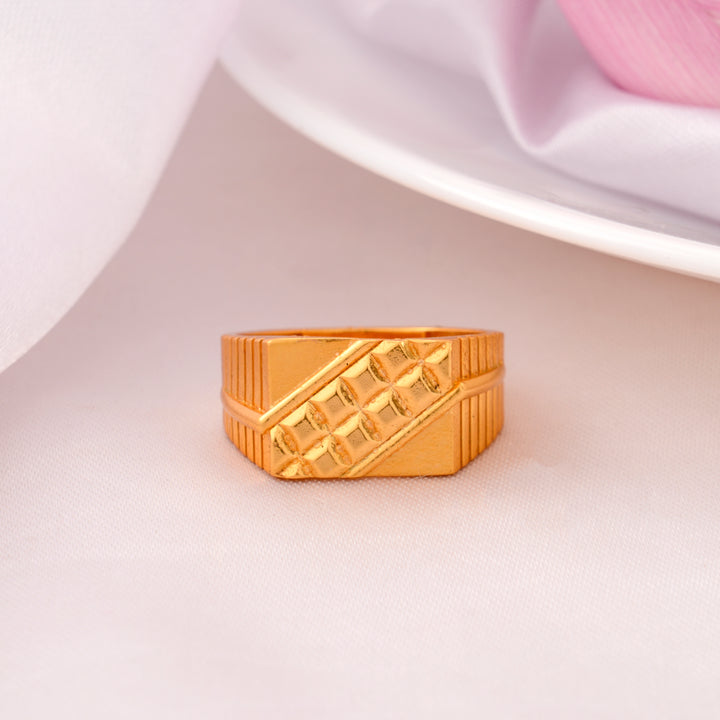 Vintage Men’s Gold-Plated Silver Ring