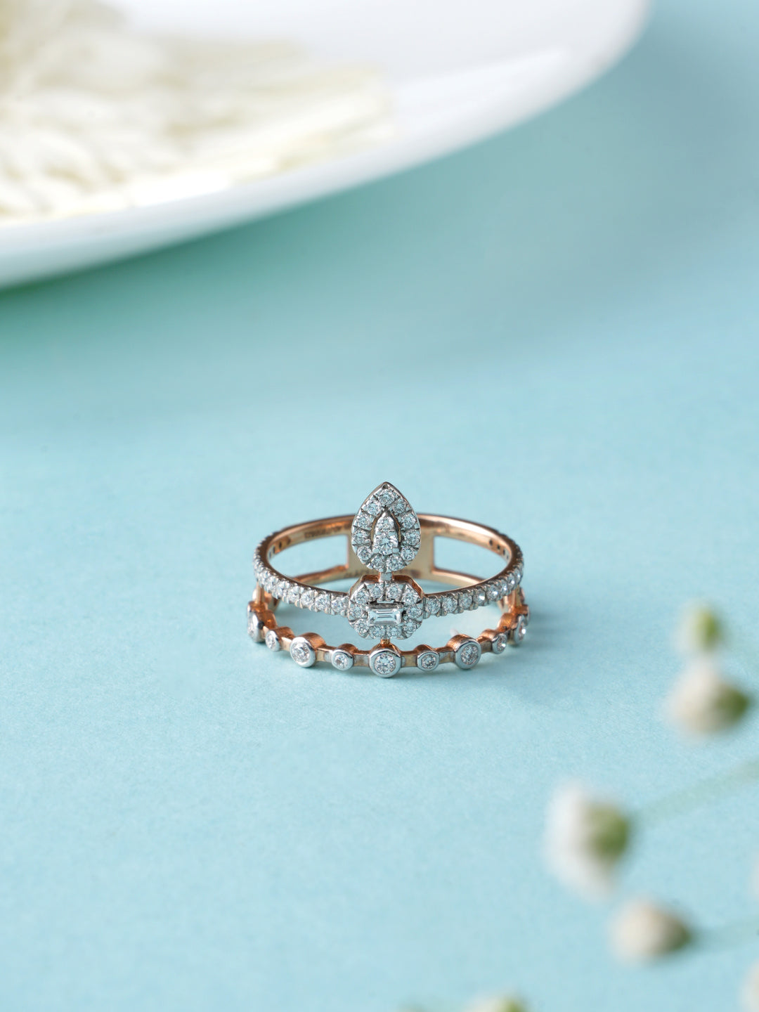 Sparkling Crown Diamond Ring