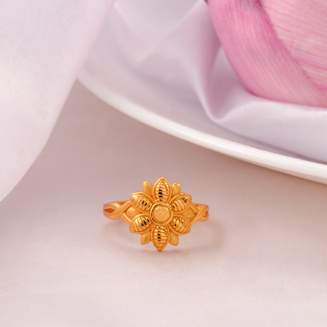 Floral Design Golden Silver Ring