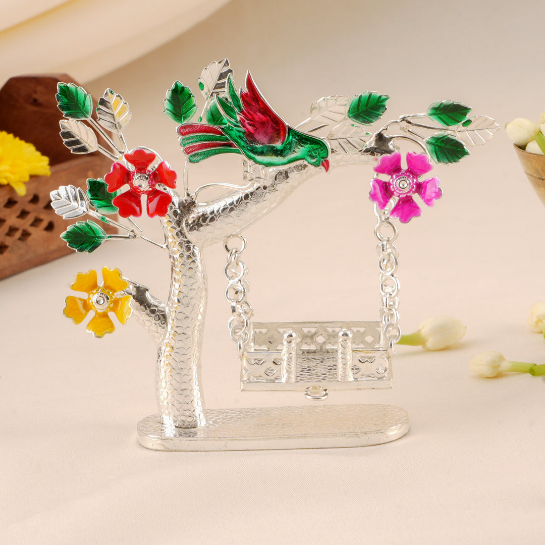Natural Inspired Oonjal Design Silver Idol