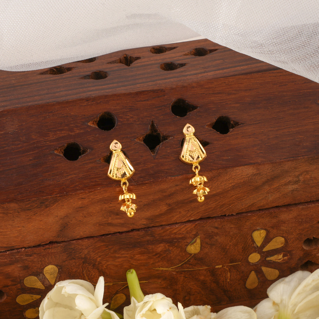 Starry Sheen Gold Drop Earrings