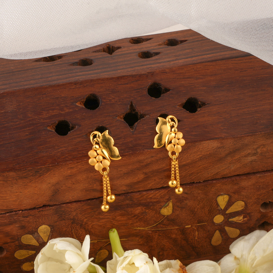 Graceful Gold Sway Drop Earrings