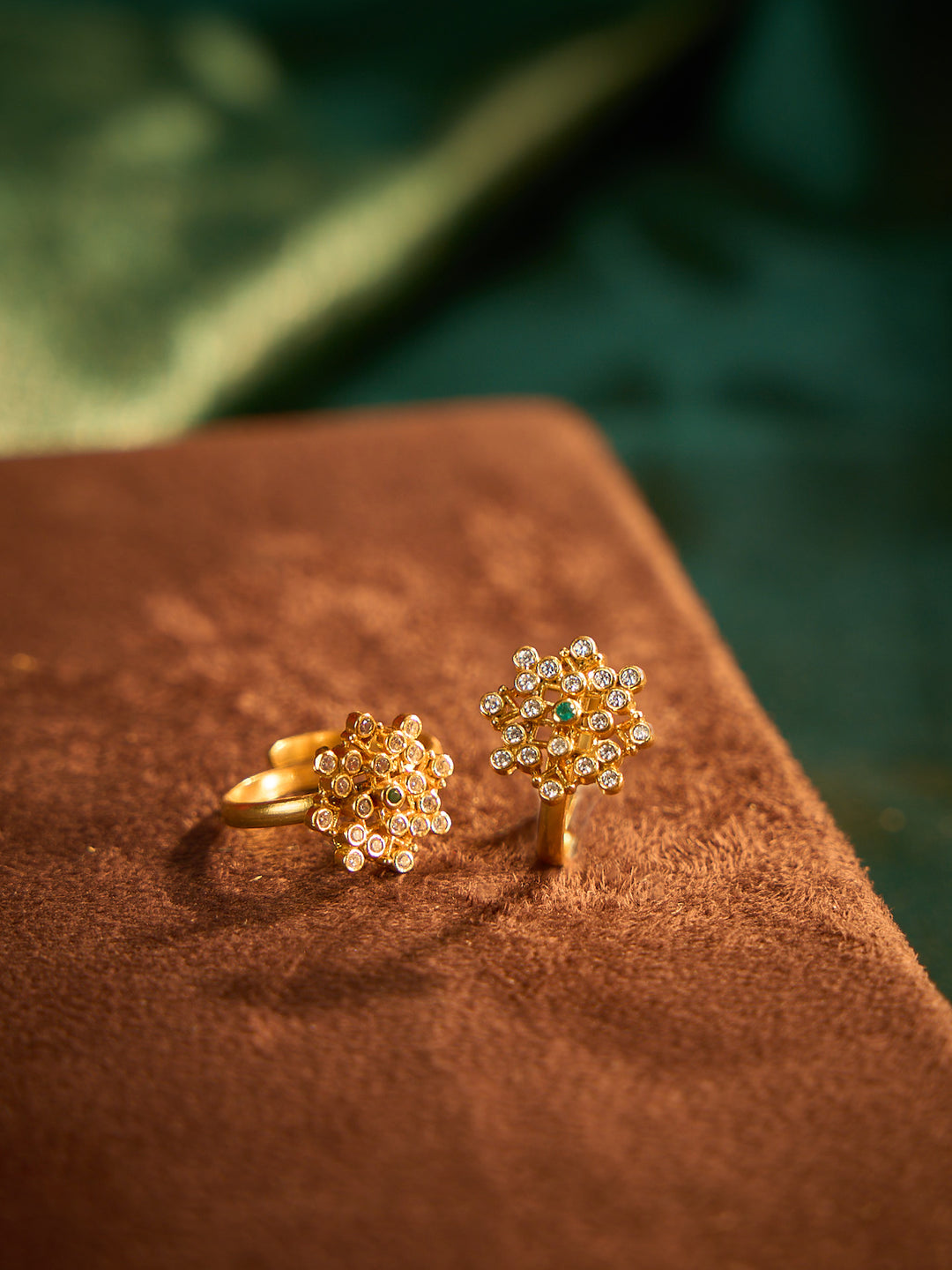 Kemp Stones Imitation Toe Ring