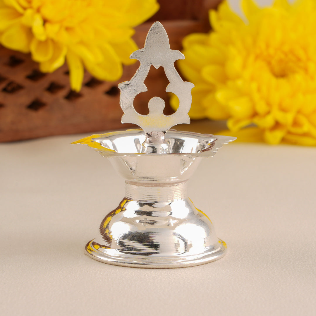 Devotional Sterling Silver Vilakku