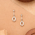Modern Oval Shape White Stone Silver Koppu