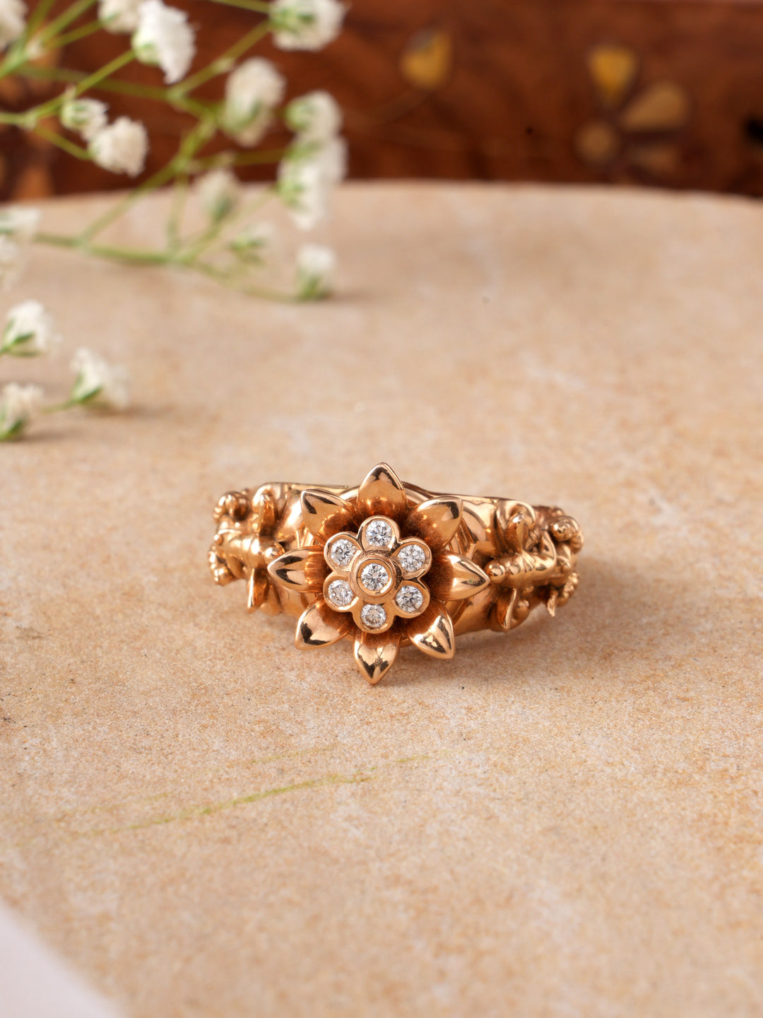 Divine Floral Vinayagar Diamond Ring