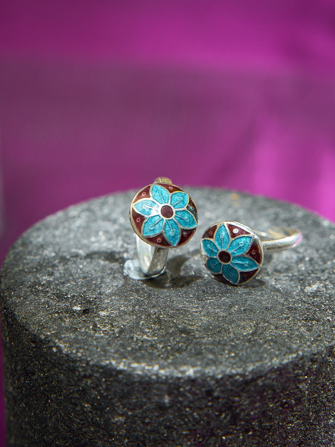Kemp Flower Art Toe Ring