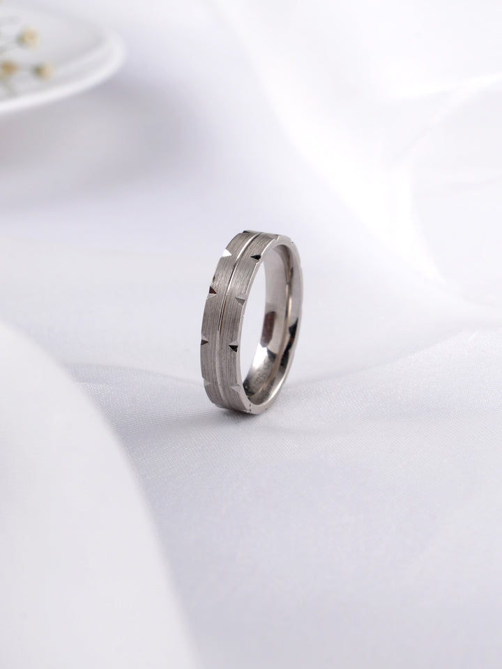 Matte Finish Cut-Line Ring