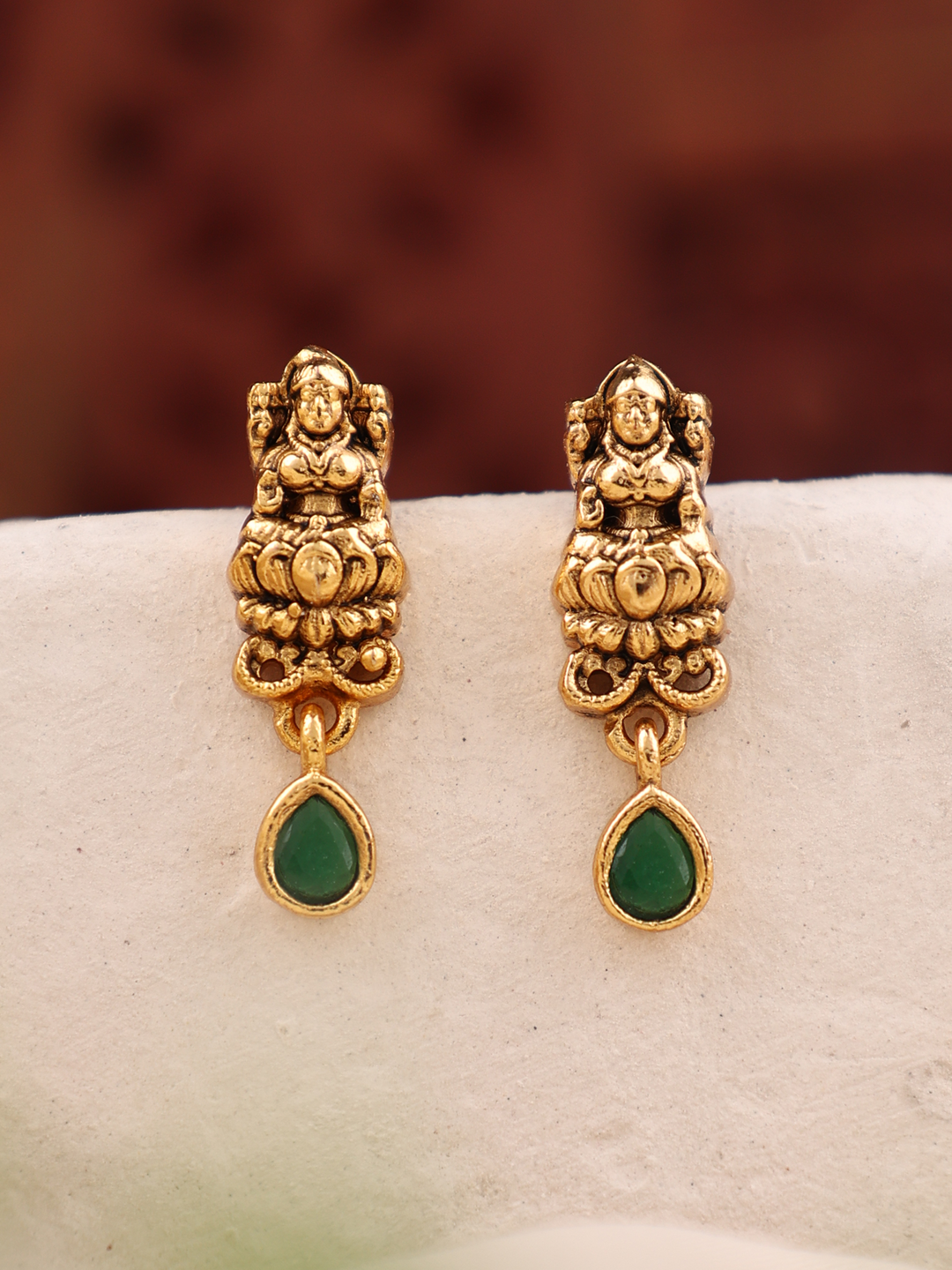 Lakshmi Emerald Drop Antique Earring