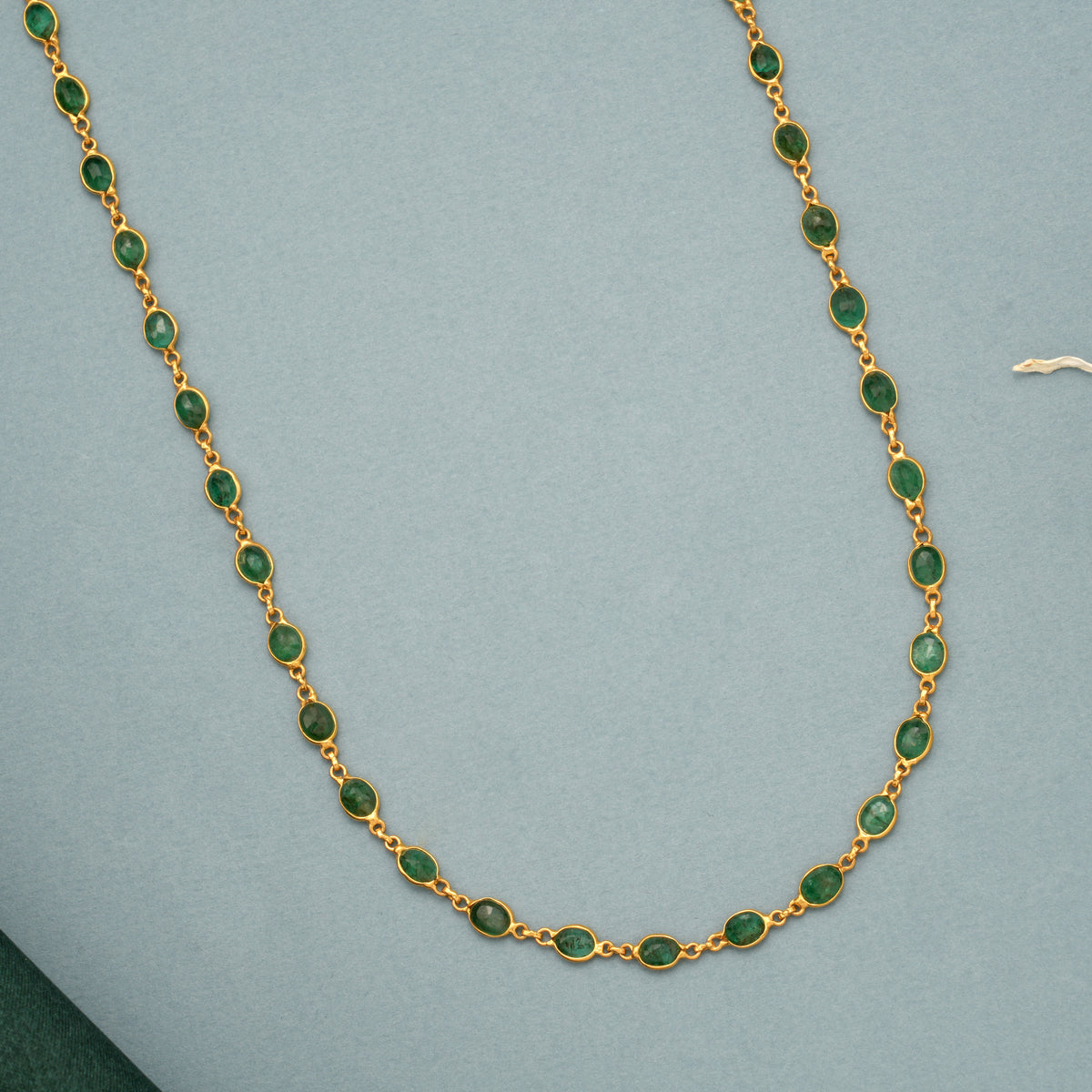 Precious Emerald Gold Chain Necklace