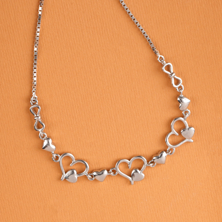 Elegant Heart Charm Women’s Bracelet
