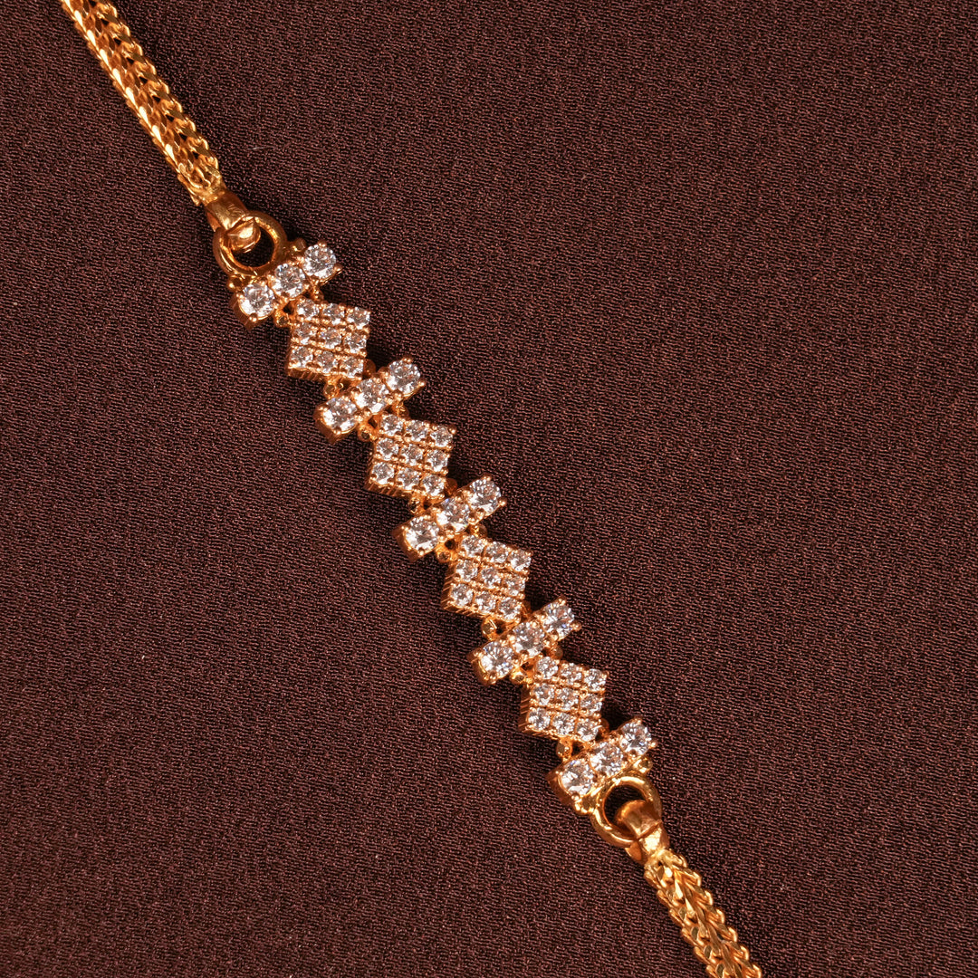 Customized Peacock Design Gold Mugappu Chain