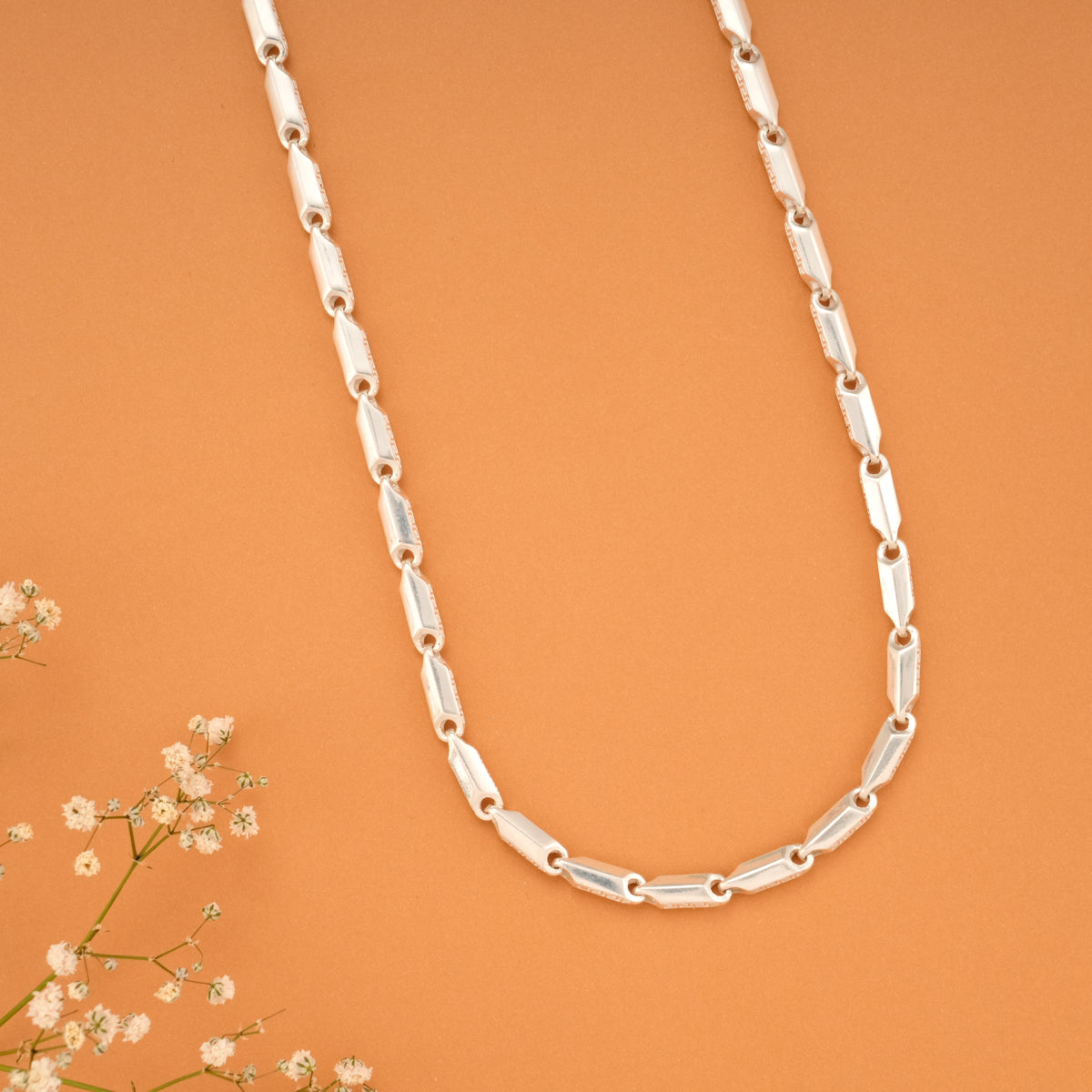 Capsule Shaped Silver Chain for Men
