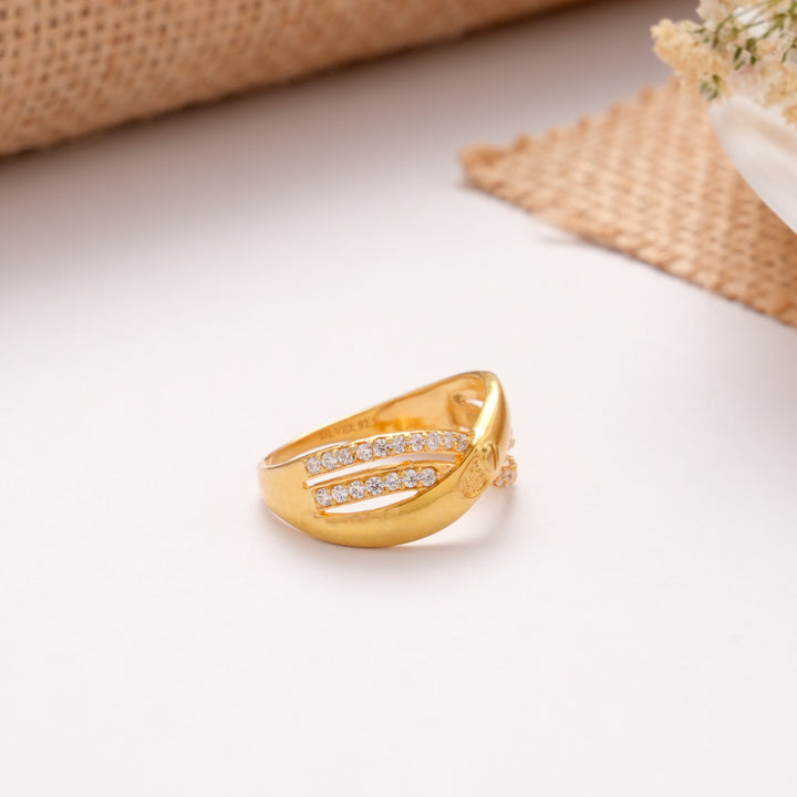 Classic Loop Golden Ring