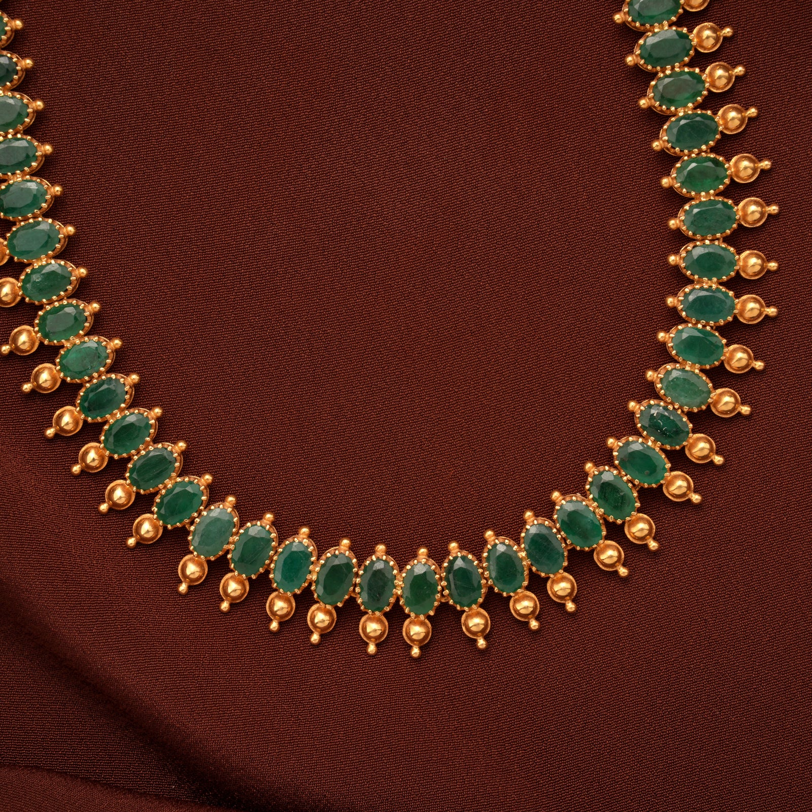Elegant Emerald Gold Beaded Necklace