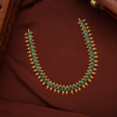 Elegant Emerald Gold Beaded Necklace