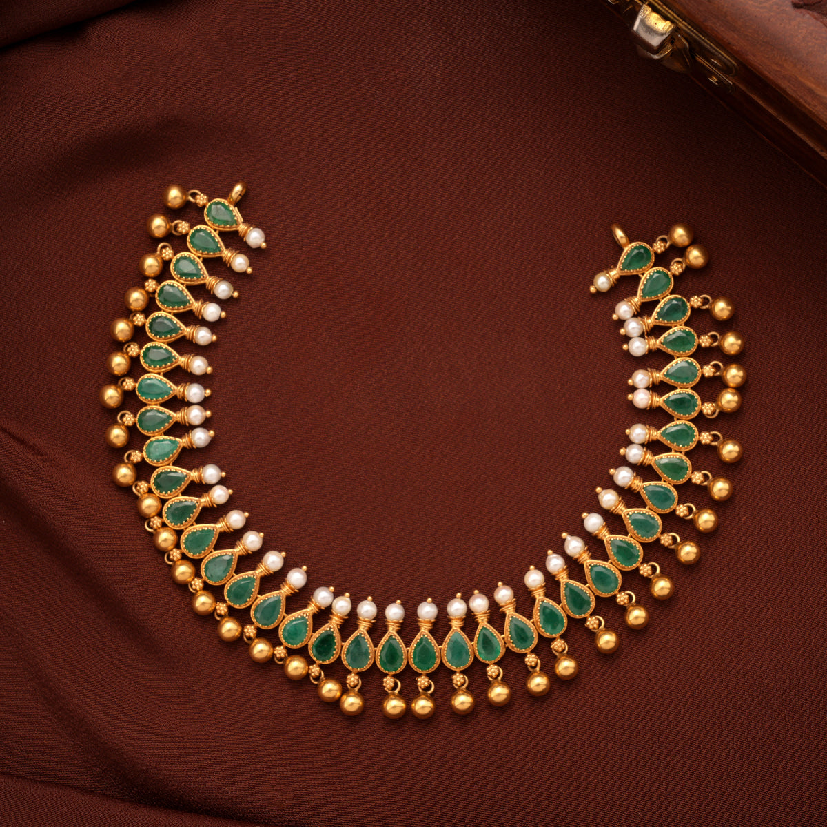 Pearl with Emerald Gold Drop Necklace