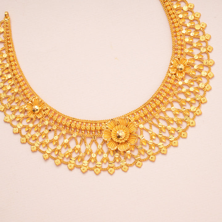Radiant Floral Petal Gold Necklace