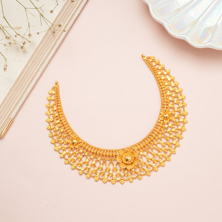 Radiant Floral Petal Gold Necklace