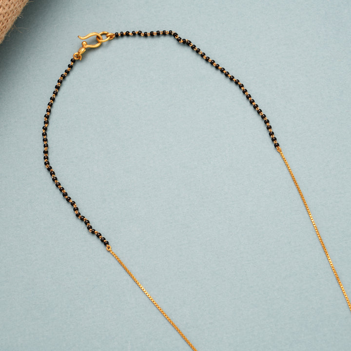 Regal Semicircle Design with Gold Enamel MangalSuthra