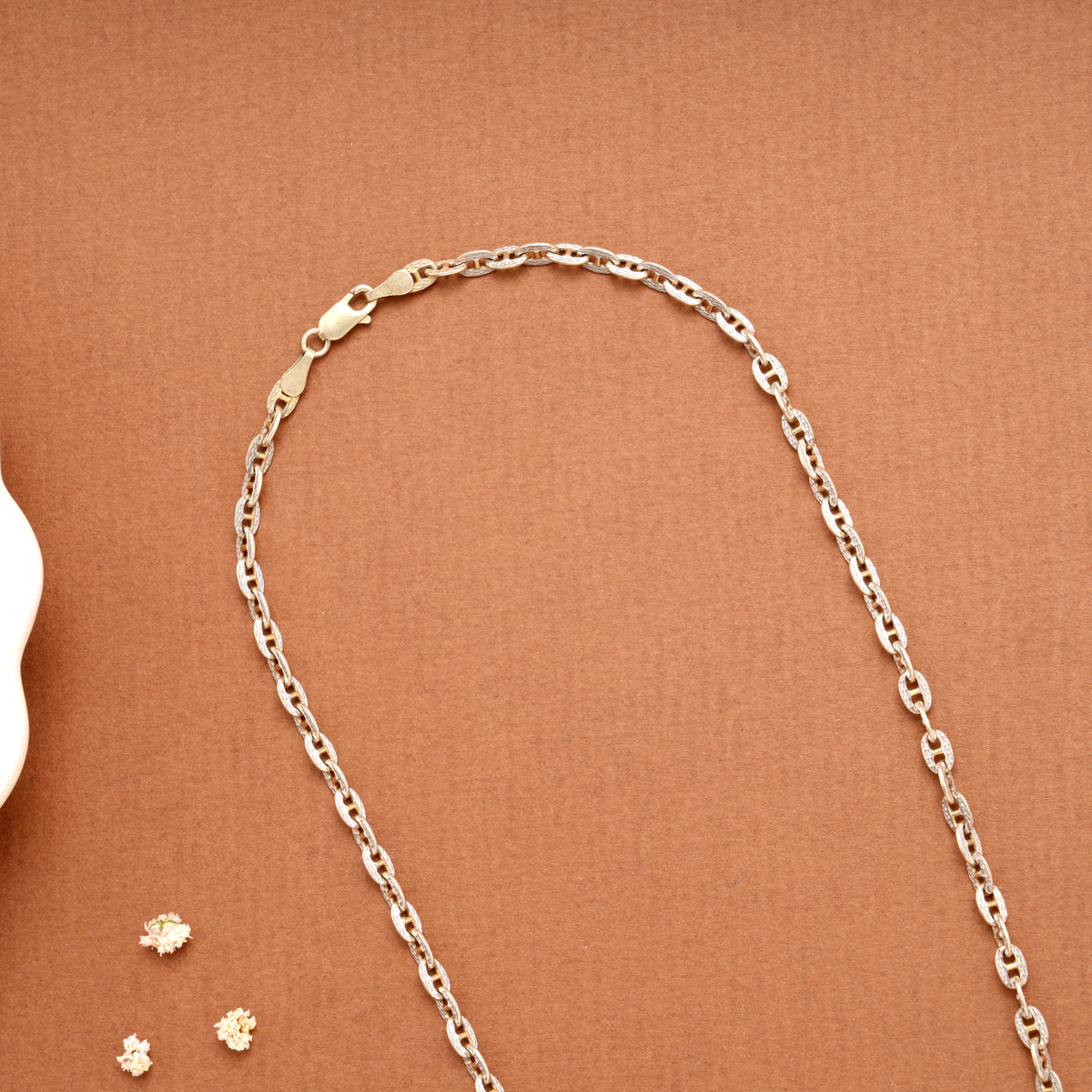 Intricate Textured Silver Women’s Chain
