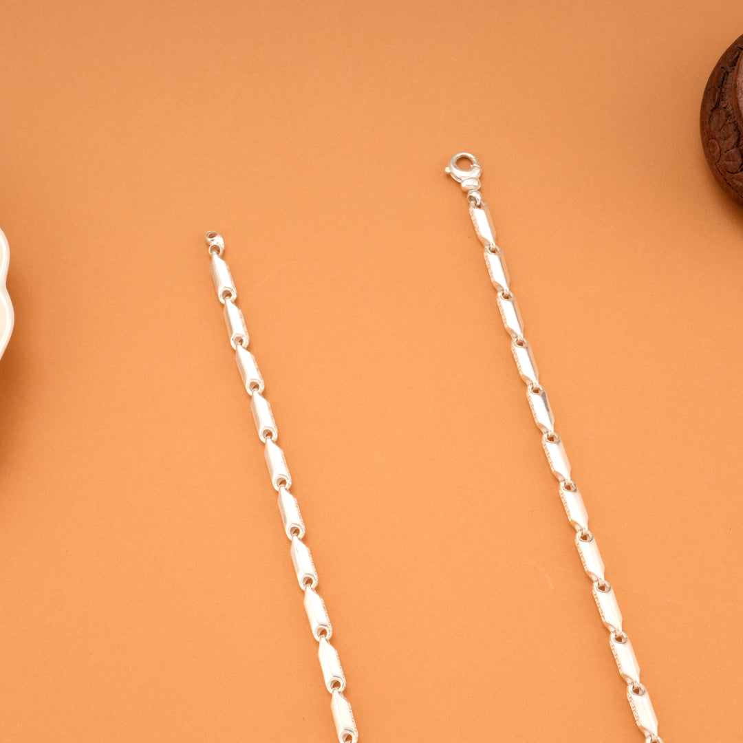 Capsule Shaped Silver Chain for Men
