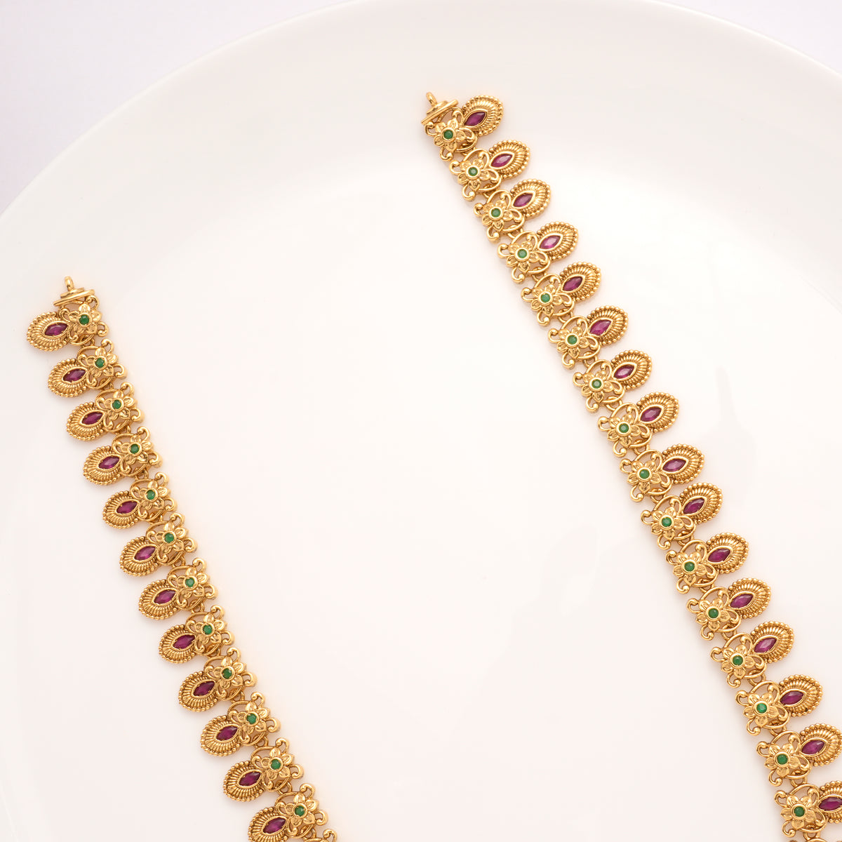Elegant Blossom Ruby Leaf Pattern Drops Golden Haram