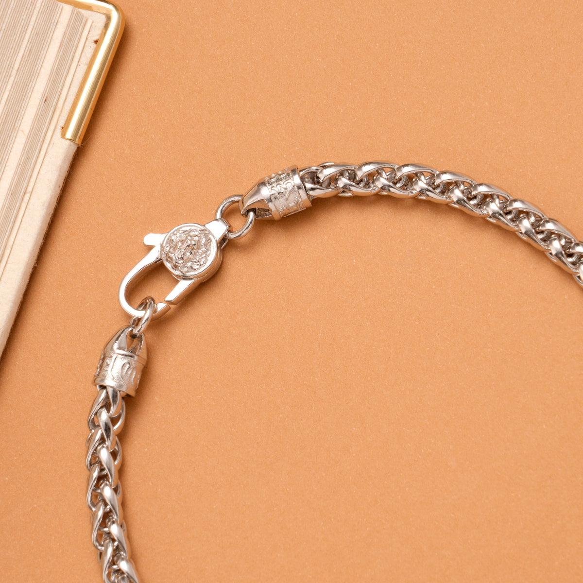 Elegant Rope Spiga Design Silver Chain