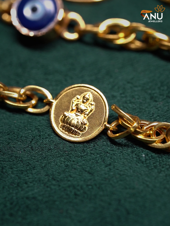 Nayanthara Bracelet Model