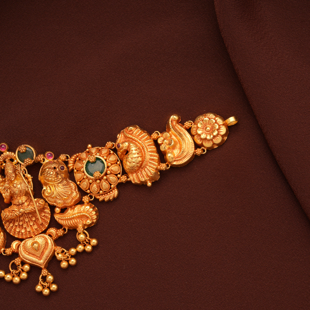 Goddess Kamakshi Amman with Emerald Gold Choker