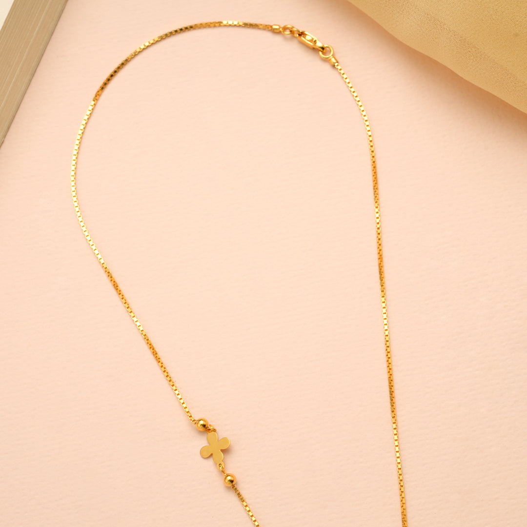 Pretty Bouquet Pendant Gold Necklace