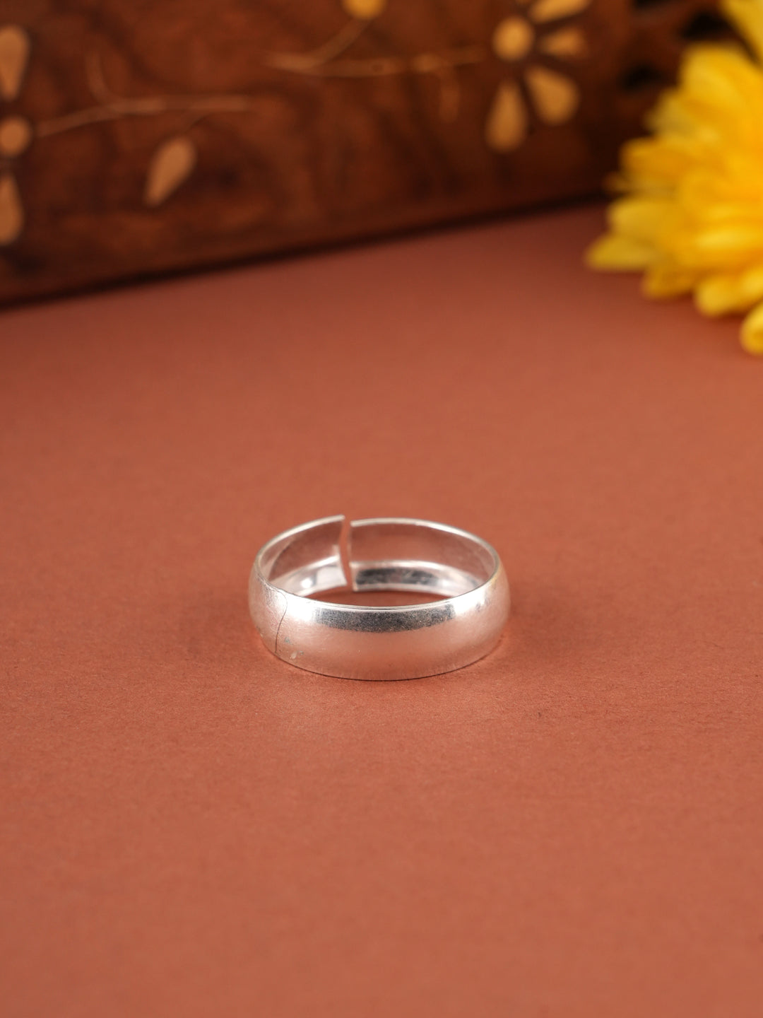 Silver Maappillai  Metti
