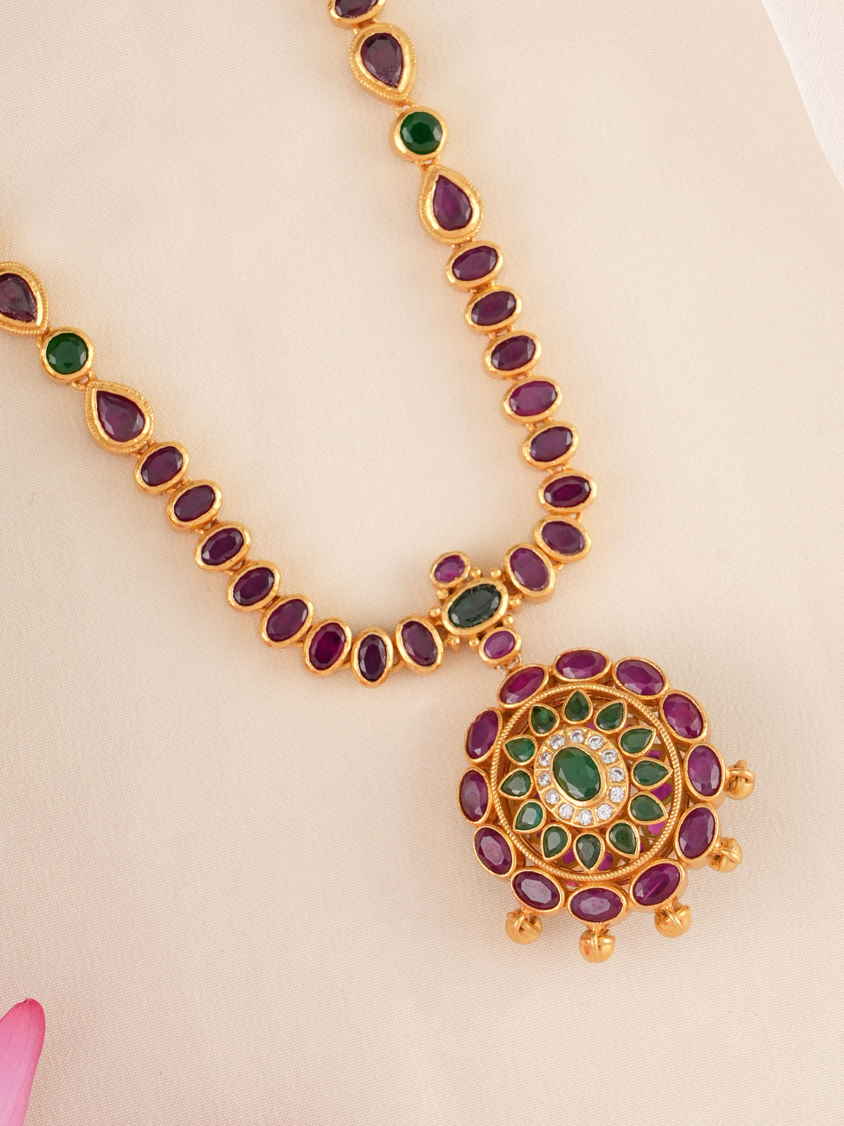 Double Sided Single Layer Kemp Gold Plated Necklace
