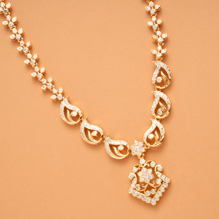 Blooming Flower Paisley Leaf Golden Necklace