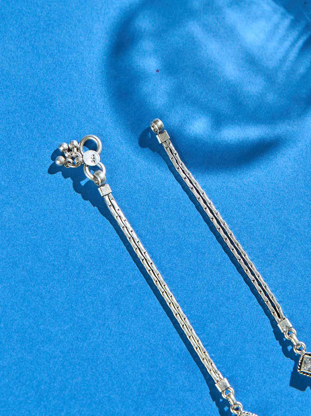 Sparkling White Dew Antique Anklet