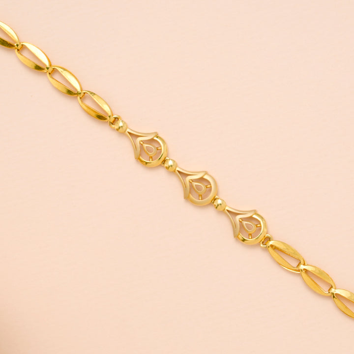 Tri Floral Oval Shape Link Gold Bracelet for Women