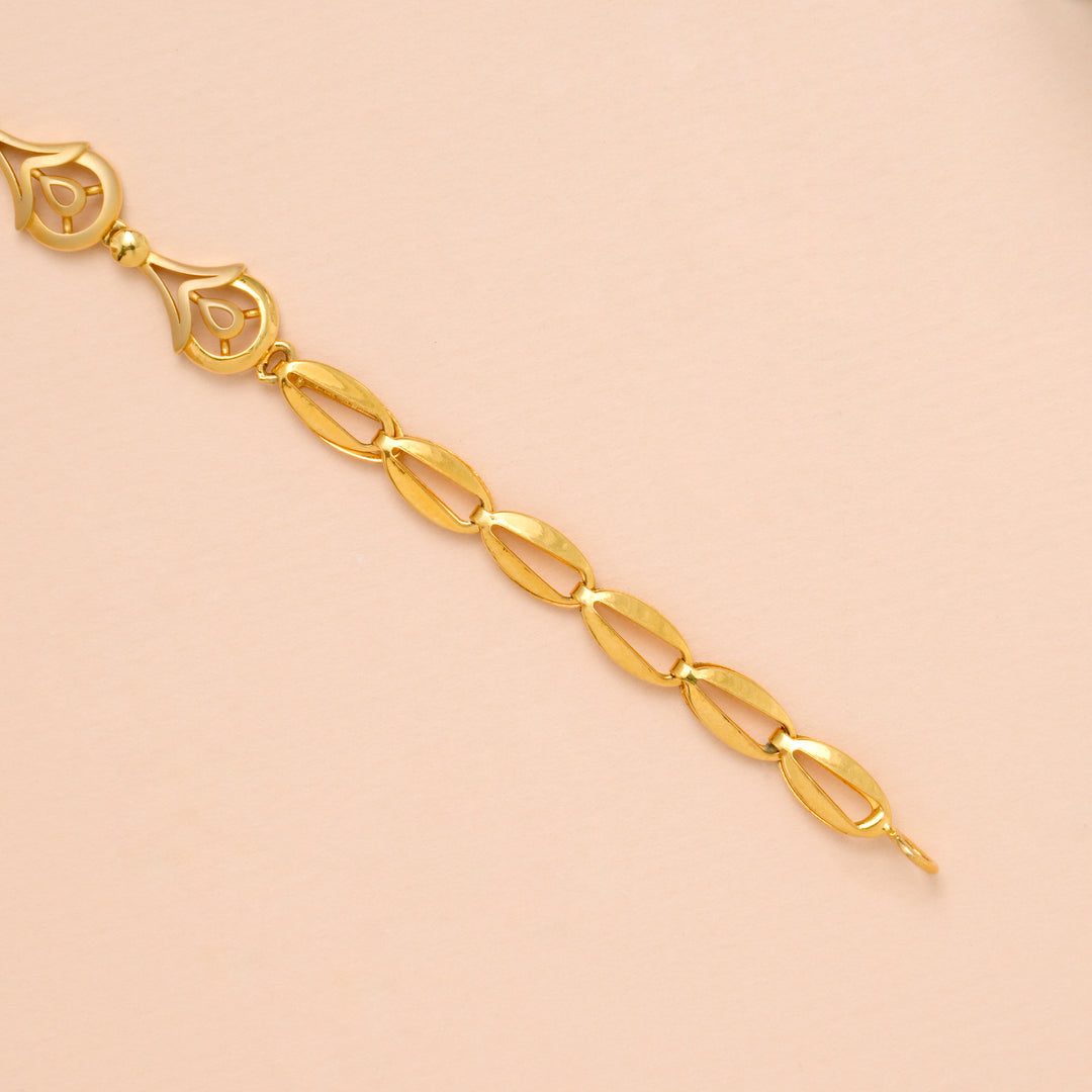 Tri Floral Oval Shape Link Gold Bracelet for Women