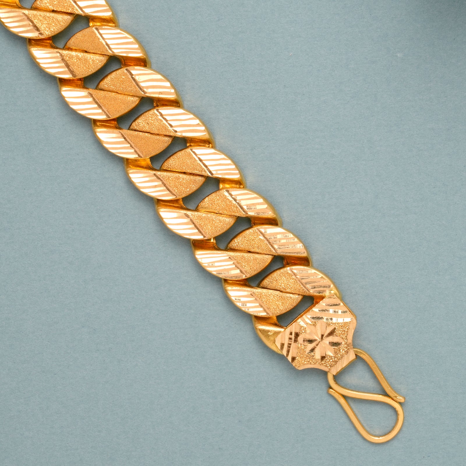 Pokal Style Bold Gold Bracelet for Baby