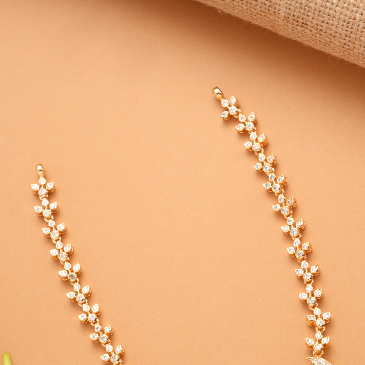 Blooming Flower Paisley Leaf Golden Necklace