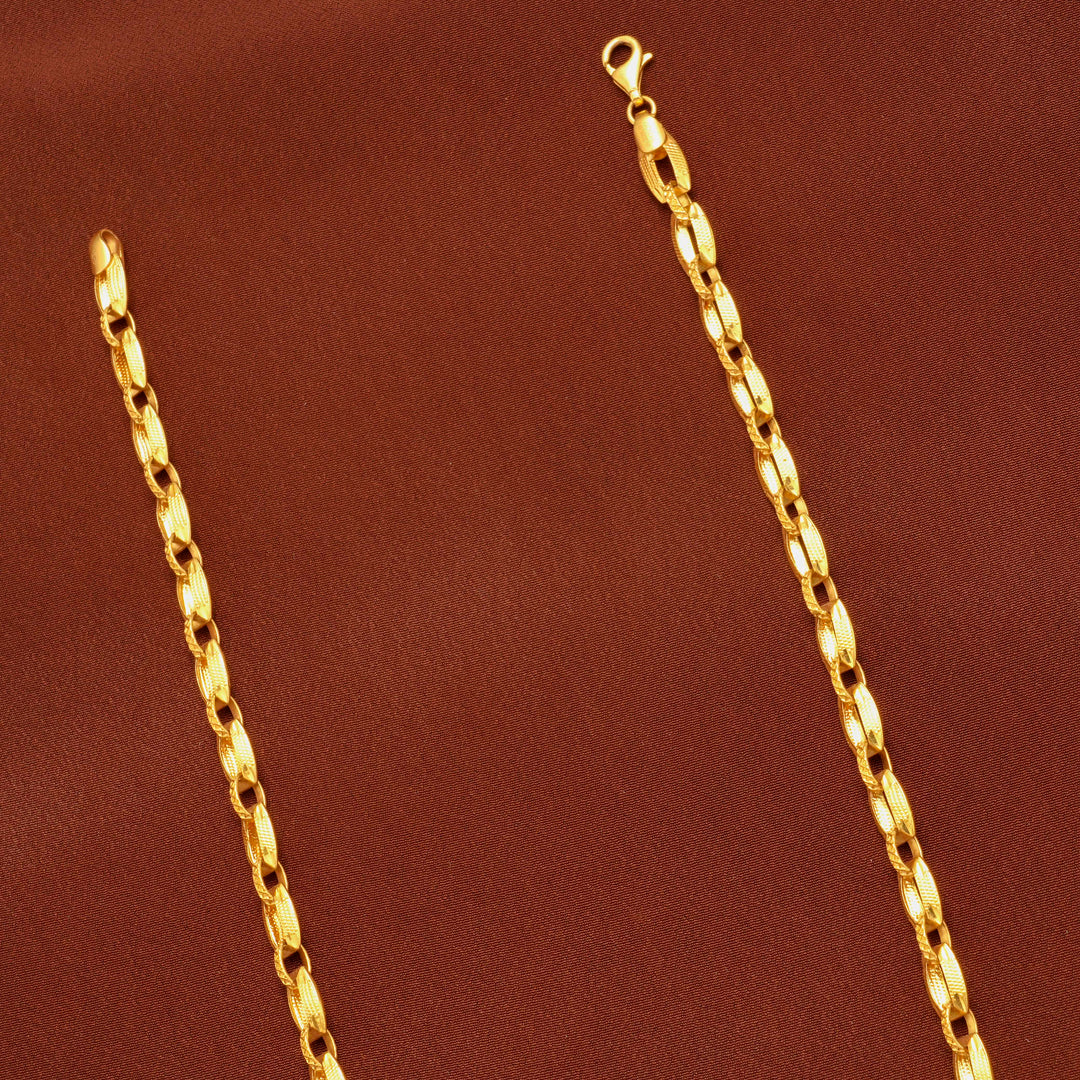 Iconic Oval Link Gold Chain