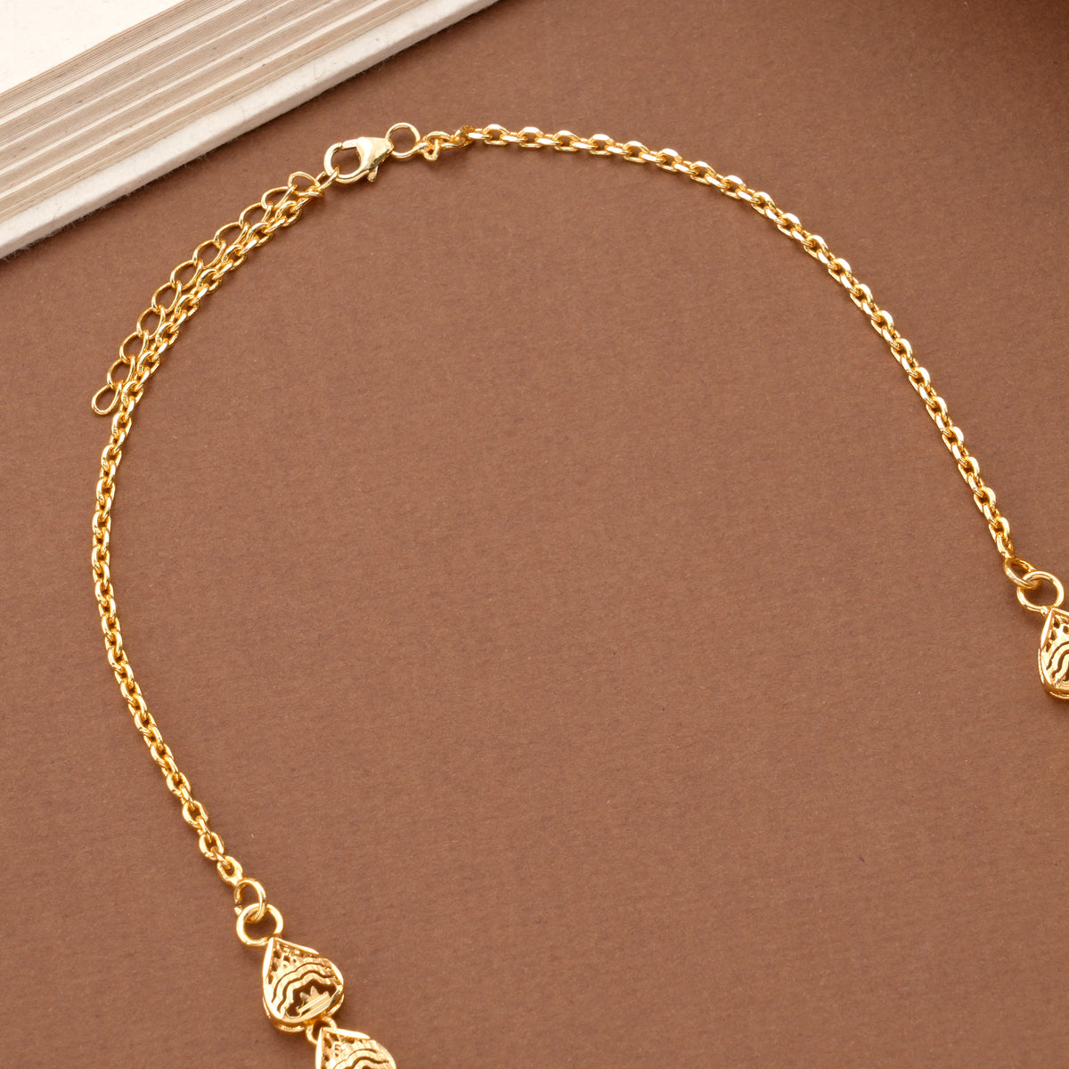 Fancy Floral Pendant Blue Stone Golden Necklace Set