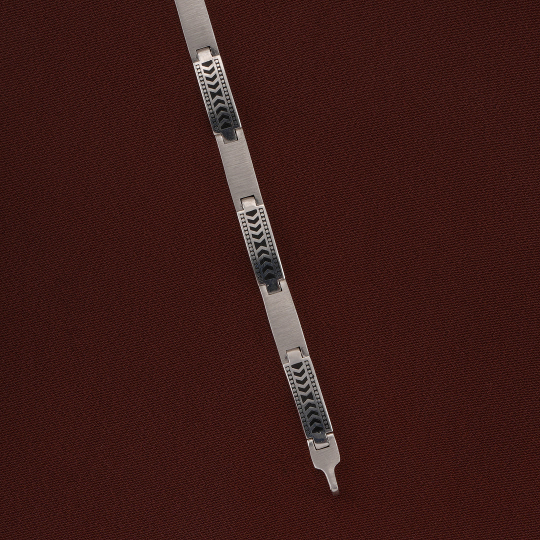 Maze Link Design Silver Bracelet