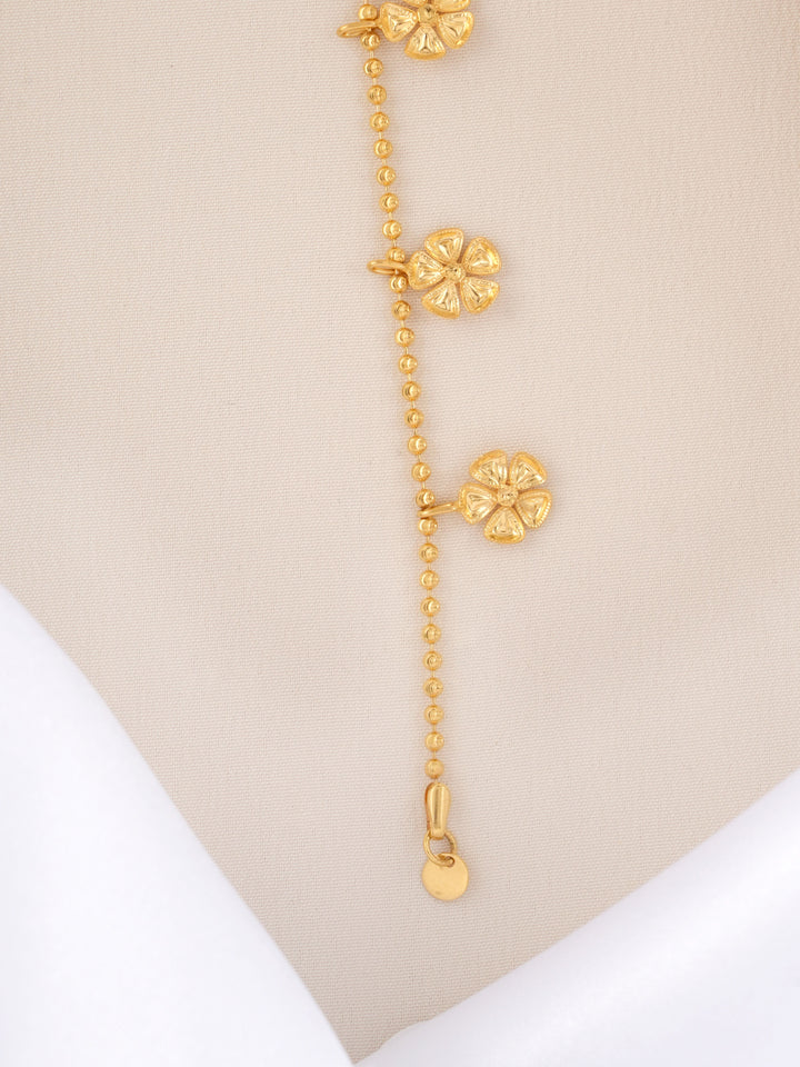 Lovely Floral Charm Gold Bracelet