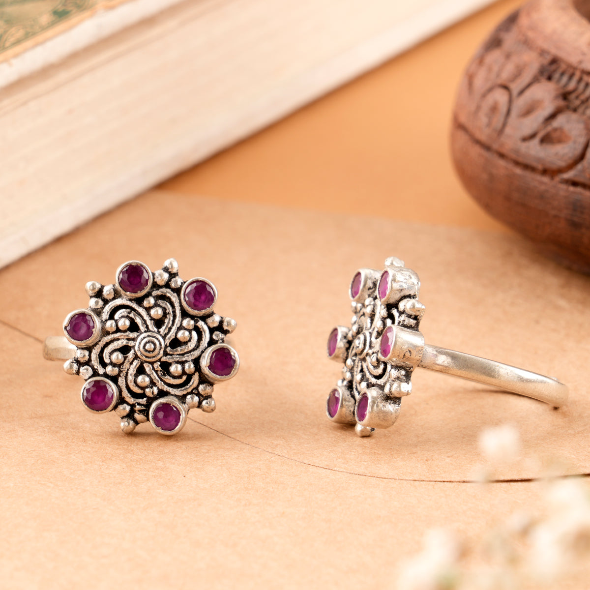 Ethnic Stone Blossom Antique Silver Toe Ring