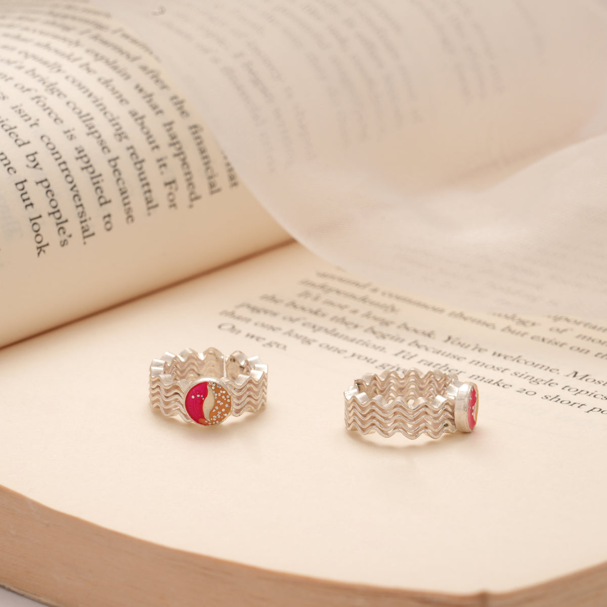 Spiral Design Enamel Silver Toe Ring