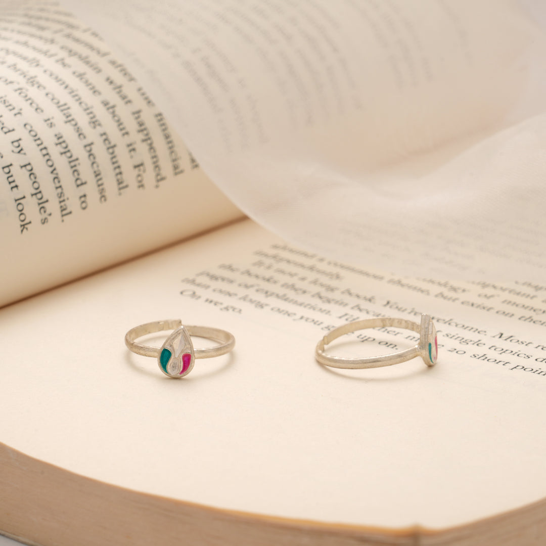 Classic Leafy Design Silver Toe Ring