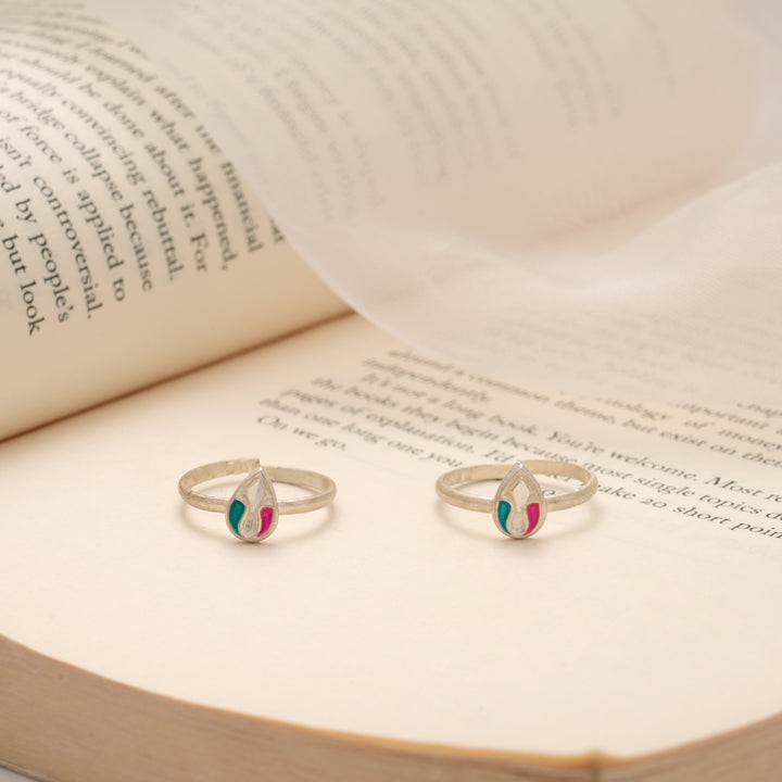 Classic Leafy Design Silver Toe Ring