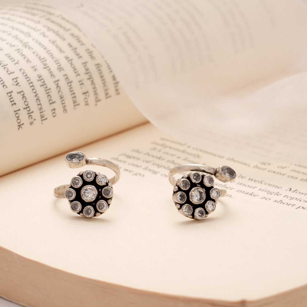 Classic Style White Stone Silver Toe Ring