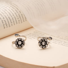 Classic Style White Stone Silver Toe Ring